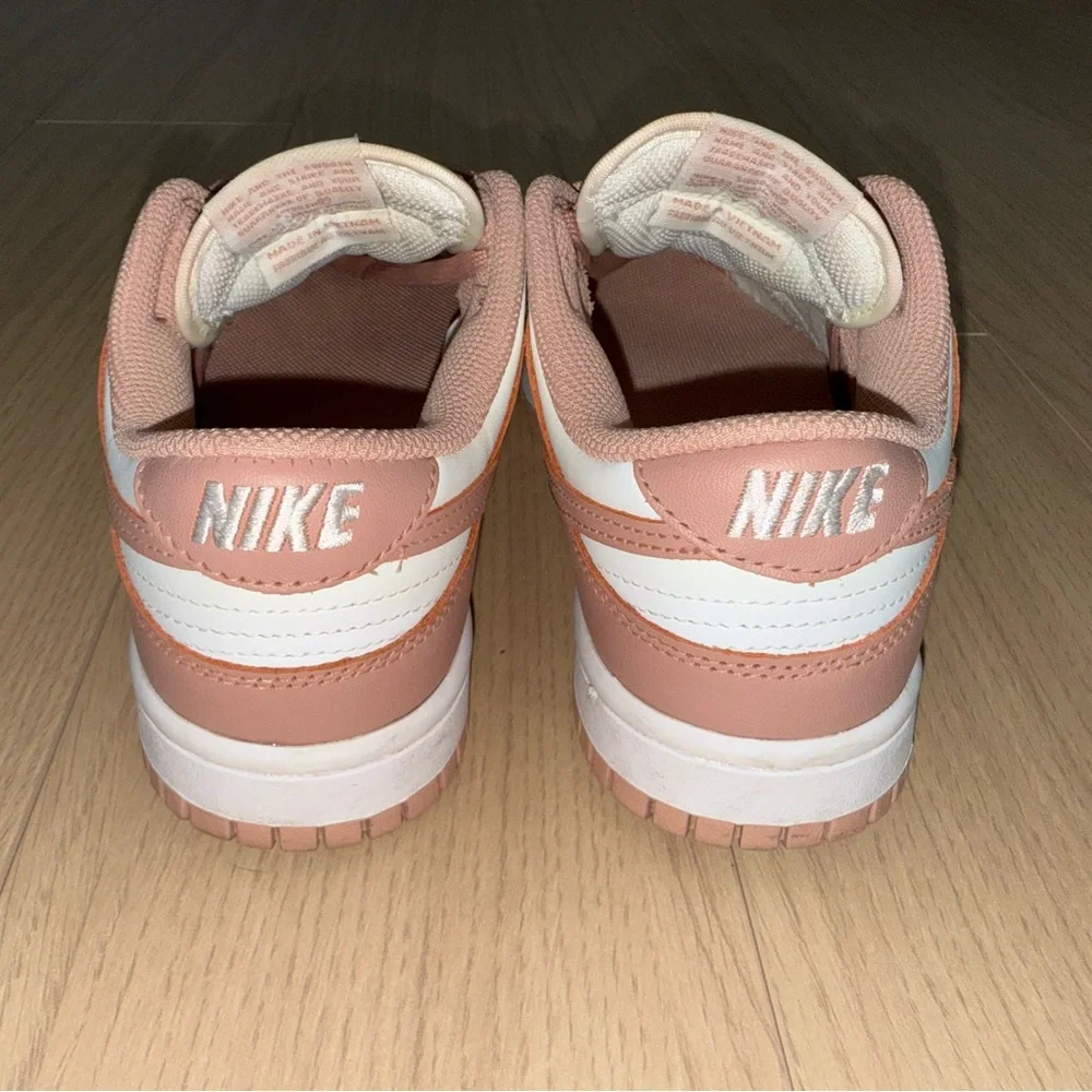 Nike Sneakers / Nike Dunk - Picture 3 of 5